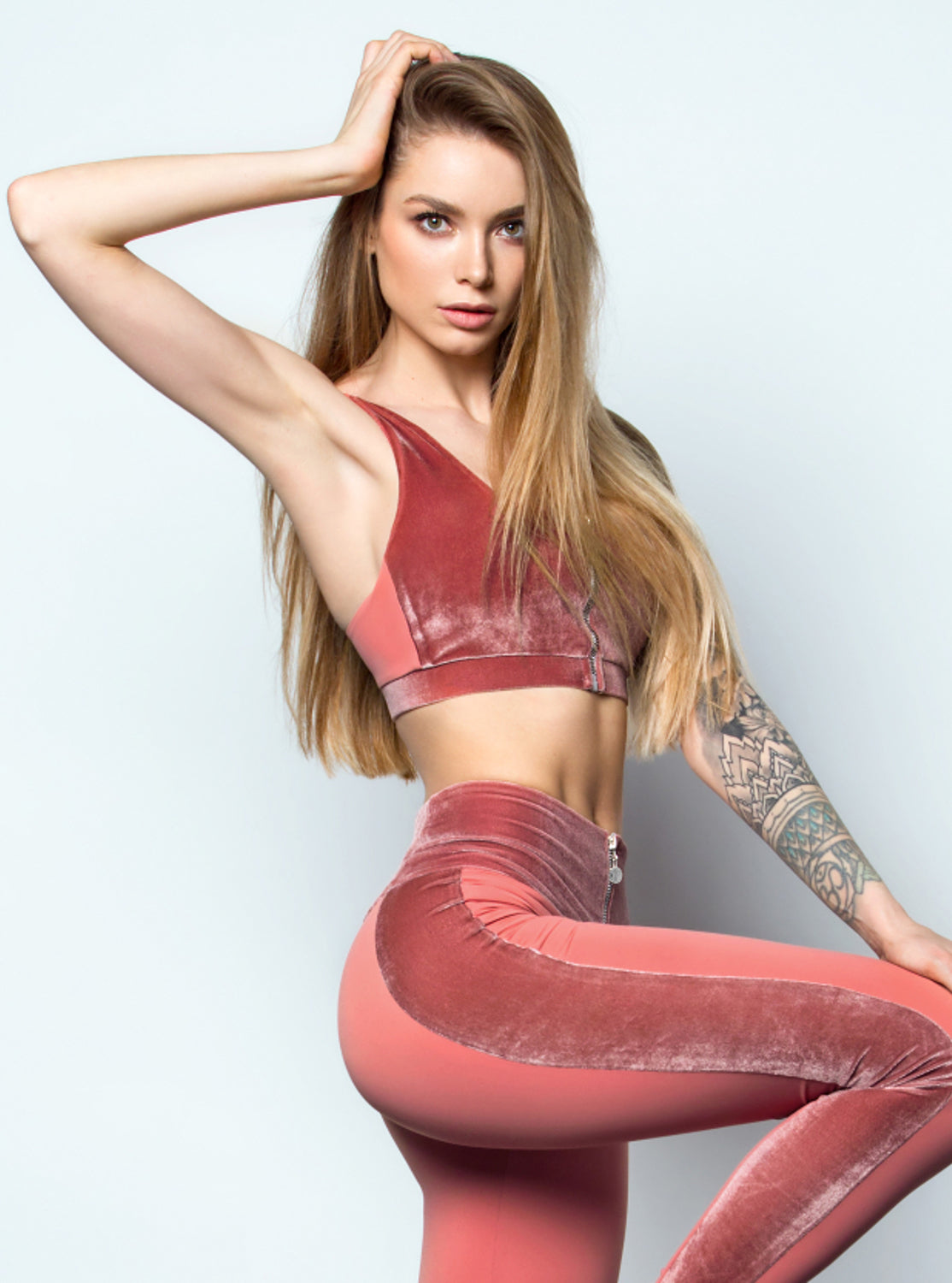 Puppy Mouth Cross Strap Zippered Yoga Top Bra Top